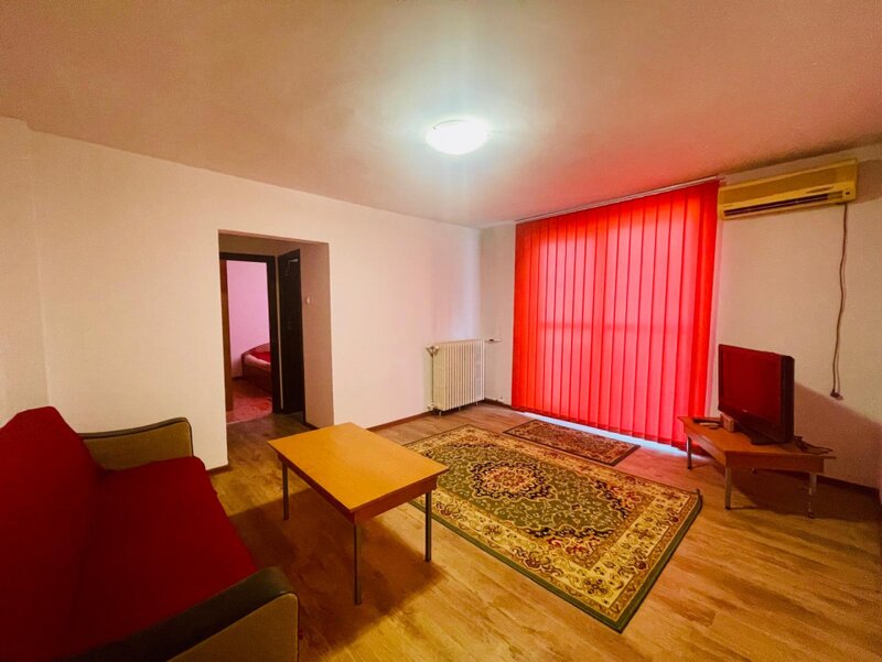 Unirii, Hanul lui Manuc, apartament 2 camere pentru investitie, 41 mp.