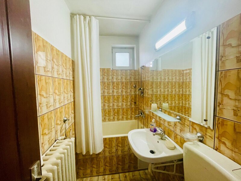 Unirii, Hanul lui Manuc, apartament 2 camere pentru investitie, 41 mp.